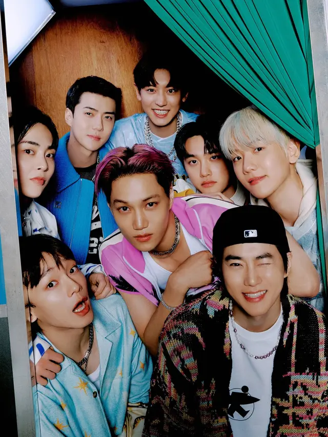 Baekhyun EXO (X/ weareoneEXO)