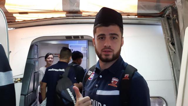 Pemain Madura United, Nuriddin Davronov.