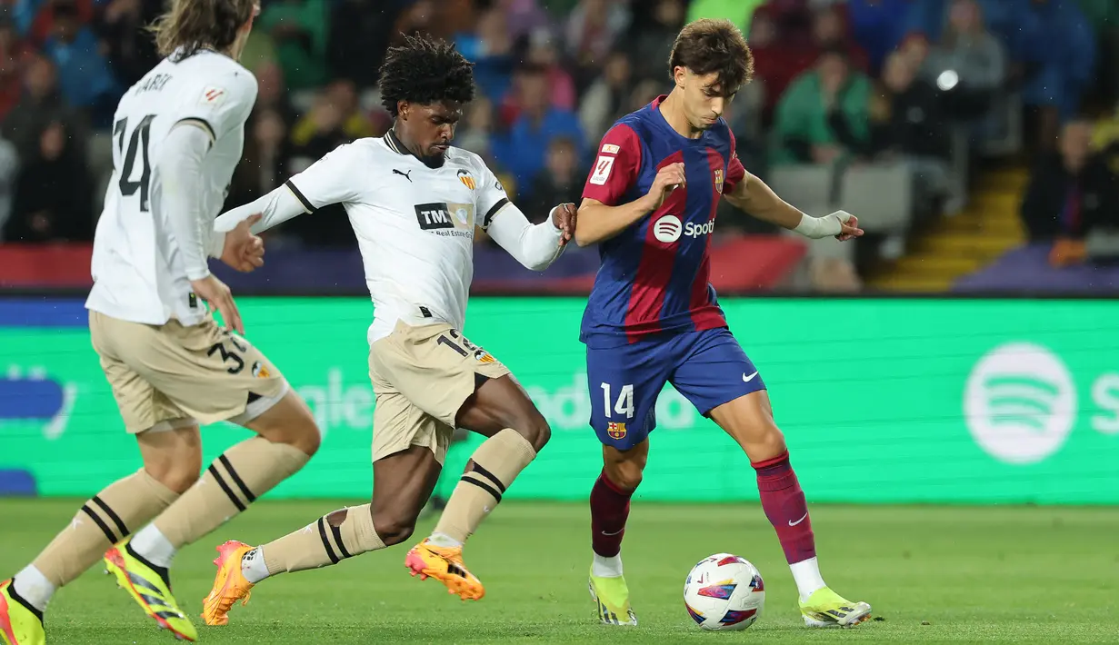 Sementara Valencia melawan melalui gol-gol Hugo Duro (27') dan Pepelu (38'). (LLUIS GENE / AFP)