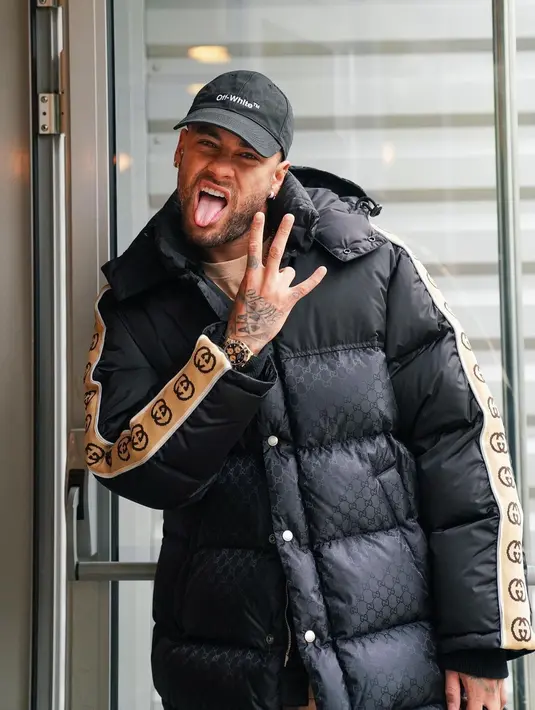 Neymar pernah ikut menari dengan lantunan lagu BLACKPINK "How You Like That" saat streaming PlayerUnknown's Battlegrounds pada 2021. (Instagram/neymarjr)