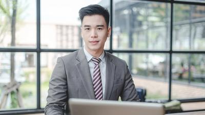 Aktivitas Padat, Tetap Rapi: Rutinitas Grooming Pria dari Pagi hingga Malam