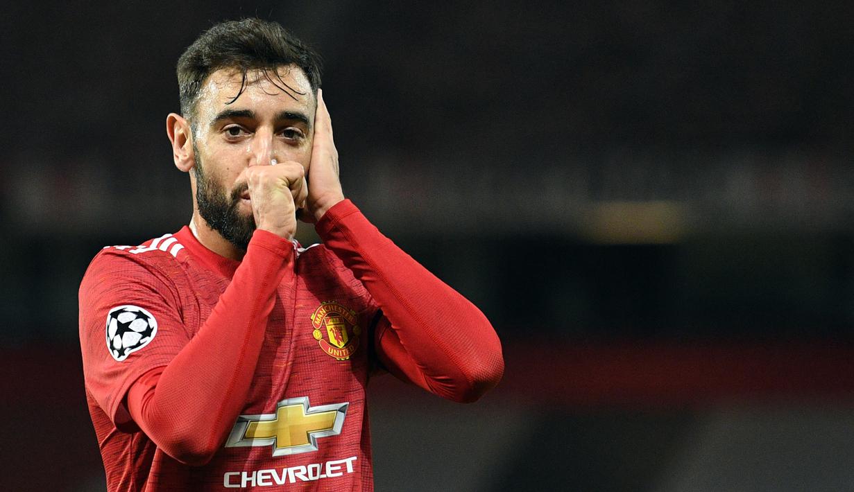 3. Bruno Fernandes (11 gol) - Bruno Fernandes terus tampil konsisten bersama Manchester United pada musim ini. Pemain asal Portugal ini telah berkontribusi 11 gol untuk skuat Setan Merah di kompetisi Liga Inggris 2020/2021. (AFP/Oli Scarff)