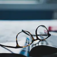 Meski dirinya seorang sastrawan terkenal, semasa hidupnya Nh Dini selalu rendah hati dan sederhana. Kepergiannya meninggalkan duka yang mendalam. (Foto: unsplash)