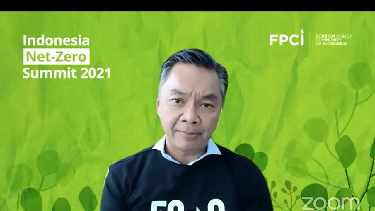 Dr. Dino Patti Djalal, Pendiri dan Chairman dari Foreign Policy Community of Indonesia dalam acara diskusi Indonesia Net-Zero Summit 2021.