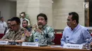 Tim Pakar kasus Novel Baswedan, Hendardi memberi keterangan saat konferensi pers di Mabes Polri, Jakarta, Rabu (17/7/2019). TGPF menduga kuat teror air keras kepada penyidik senior KPK tersebut dipicu oleh kasus-kasus yang sebelumnya ditangani. (Liputan6.com/Faizal Fanani)