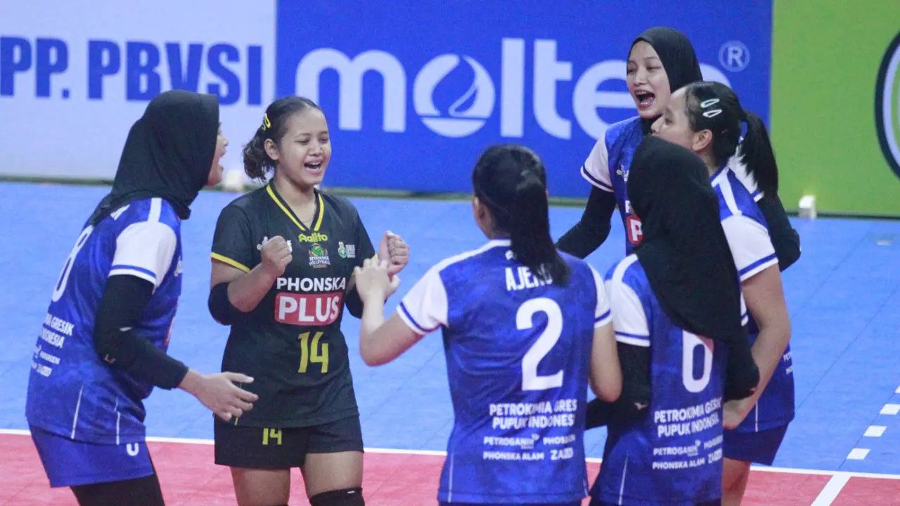 Foto: Comeback Manis Tim Putri Petrokimia Gresik, Juara Nusantara Cup 2024 usai Libas Kharisma Bandung