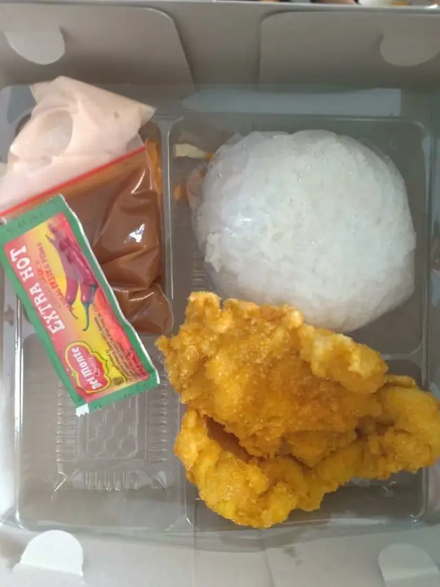 6 Potret Makanan Paket Hemat Biar Irit Ini Bikin Nyengir