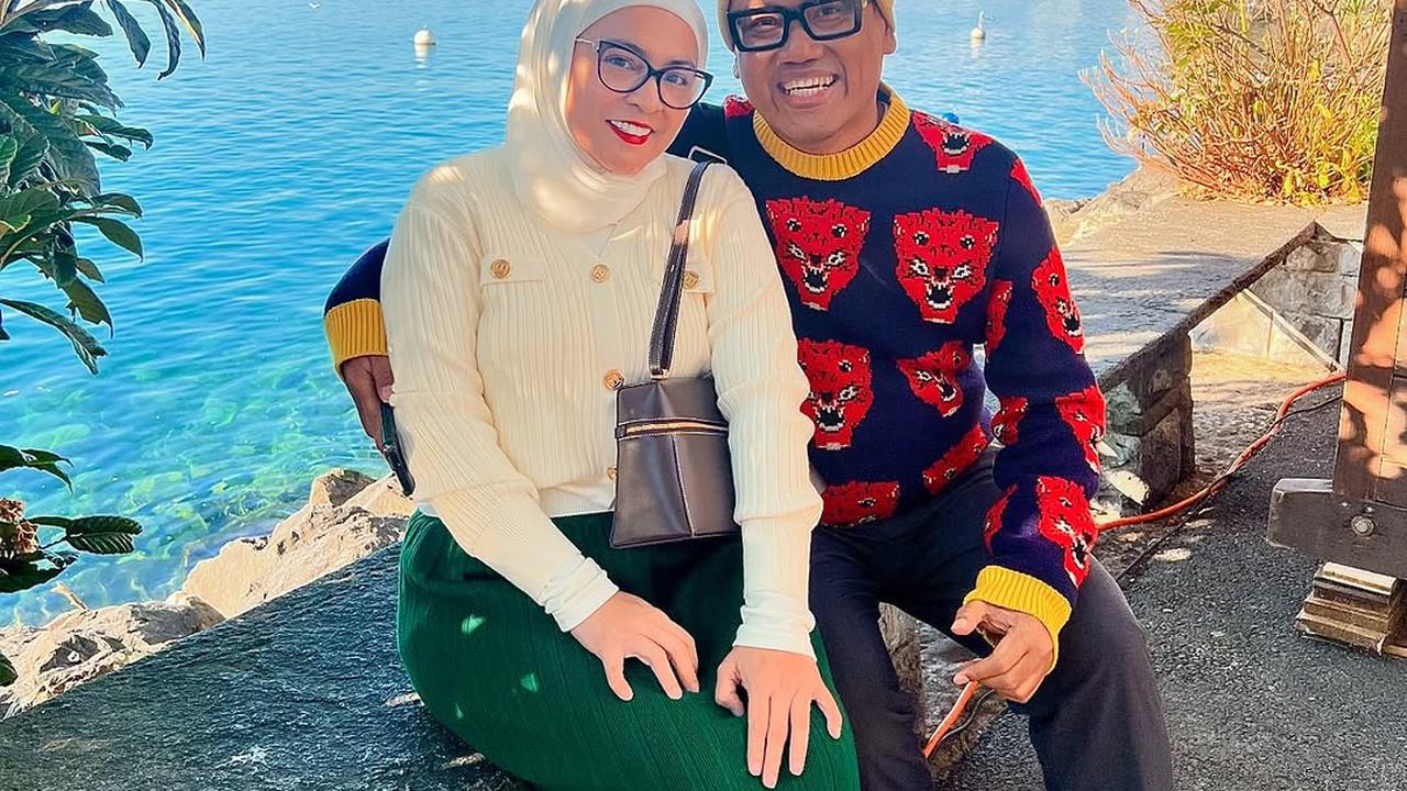 Kesal Istrinya Doyan Nonton K-Pop, Uya Kuya Berubah Jadi Idol Tapi Endingnya Malah Bikin Ngakak