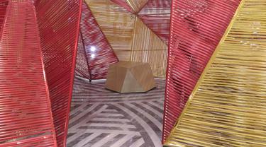 Instalasi Felix Tjahjadi di Senayan City