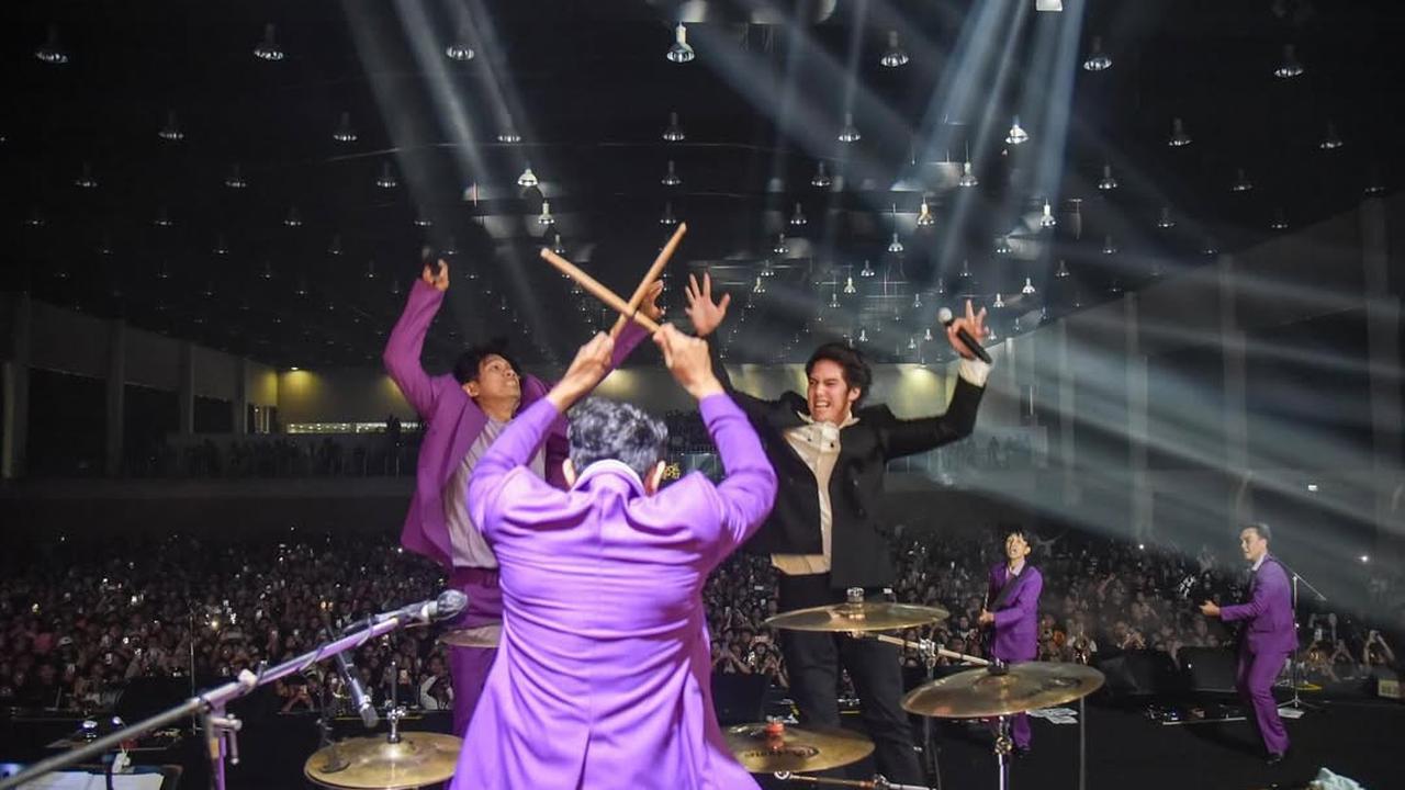 Momen El Rumi Kolaborasi di Konser 20 Tahun The Changcuters, Netizen: Vokalis Magang Tercakep