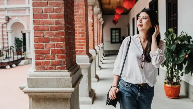 wanita juni saat menemukan cinta