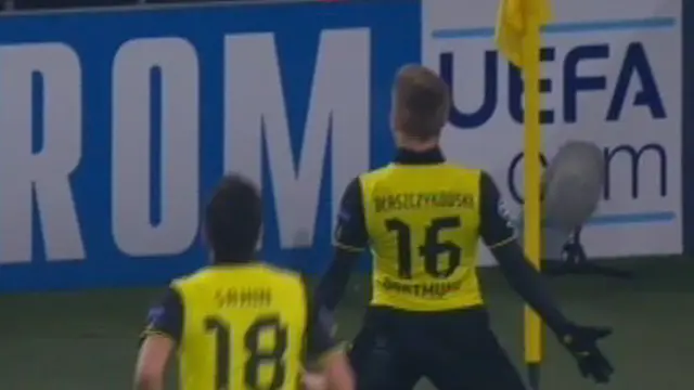 [VIDEO] Highlight Liga Champion 27 November 2013