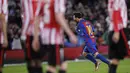 Bintang FC Barcelona, Lionel Messi tampil impresif dengan menyumbangkan satu gol untuk kemenangan Barcelona atas Eibar pada lanjutan La Liga Spanyol, Hal ini membuat dirinya masuk dalam Starting XI La liga pekan ke-19. (AP/Manu Fernandez)