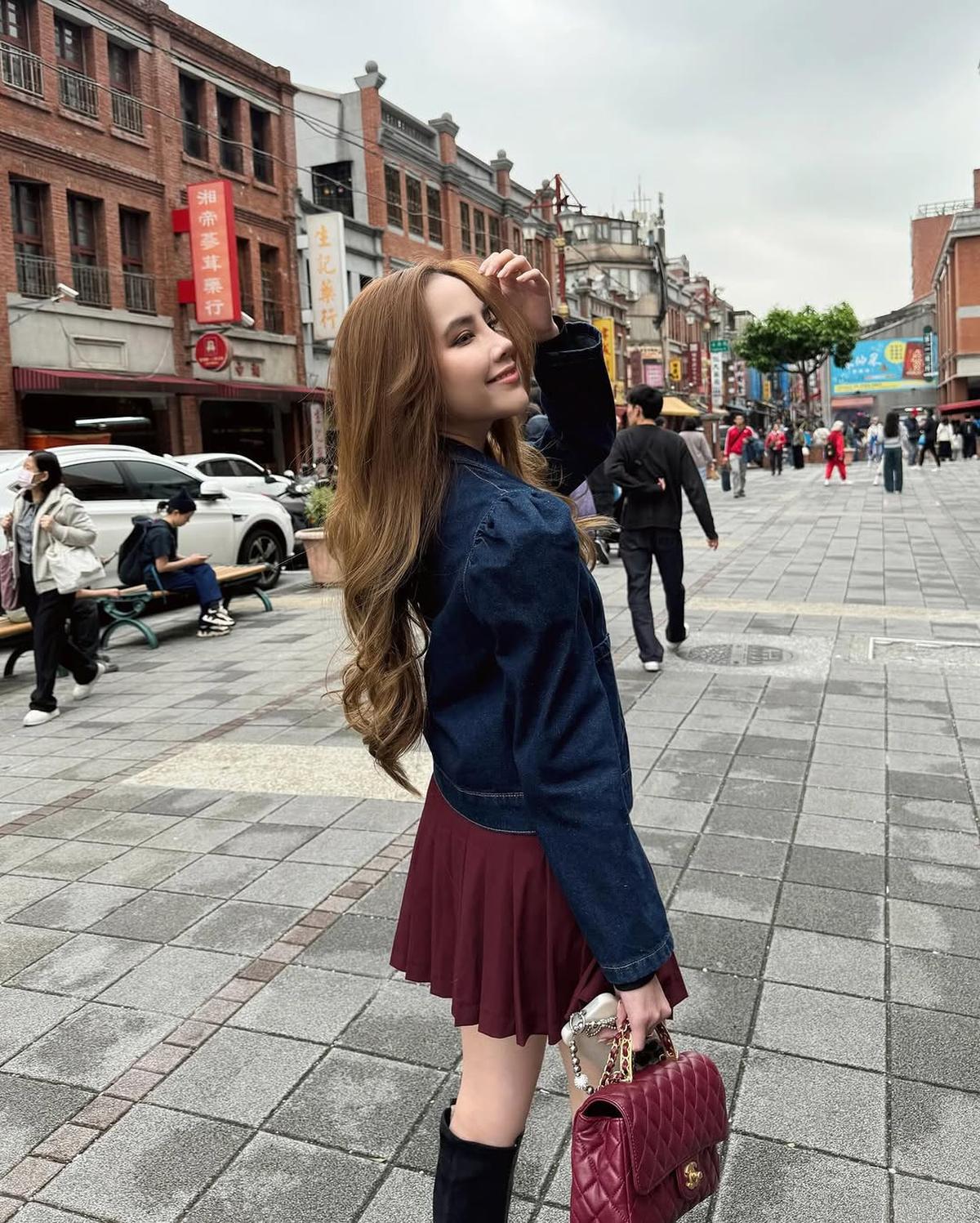 Potret Terbaru Agatha Chelsea Liburan ke Taipei, Dipuji Cantik Mirip Barbie