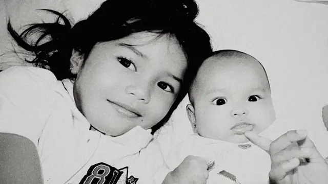 Potret Lawas Beby Tsabina, Masa Kecilnya Imut dan Menggemaskan. (Sumber: Instagram/bebytsabina)