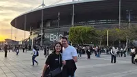 Gracia Indri Bagikan Potret Nonton Konser BIGBANG di Paris, Ditemani Suami