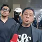 David Bayu dan putrinya, AD, saat menjalani pemeriksaan terkait kasus dugaan video syur mirip AD di Polda Metro Jaya, Rabu (7/8/2024). (Dok. via M. Altaf Jauhar)