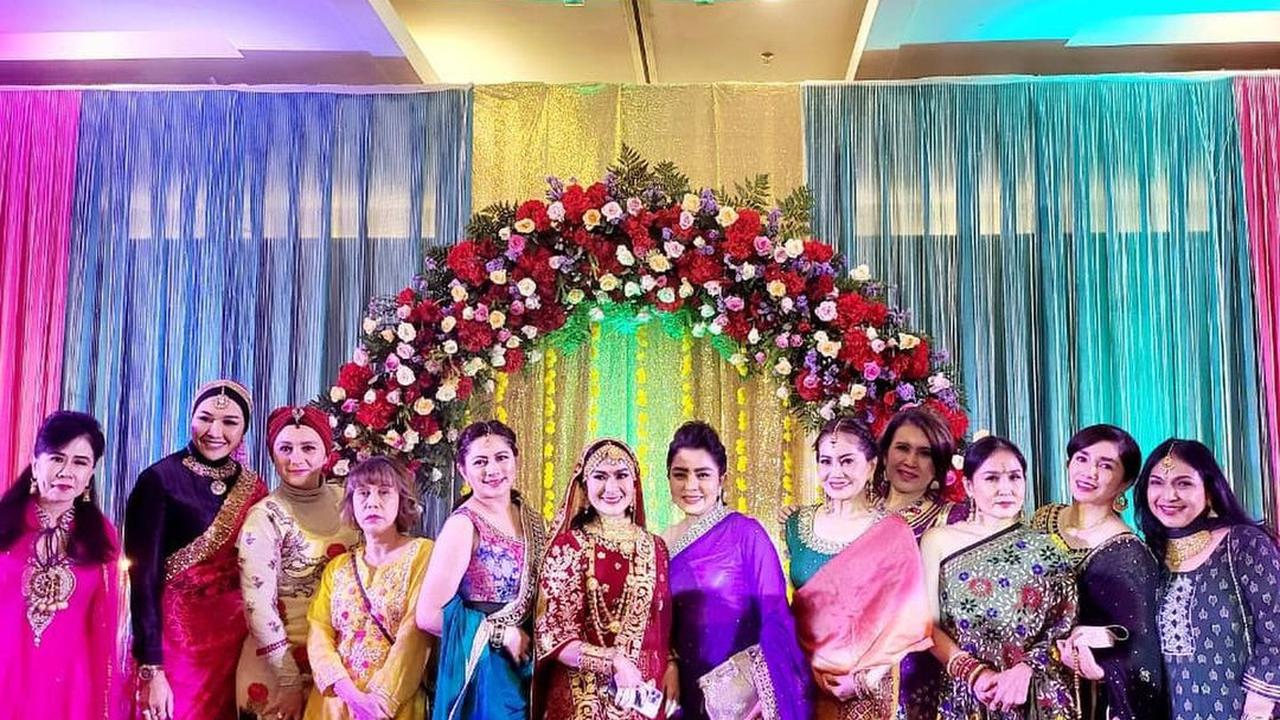 Pesta ultah Iis Dahlia ke-50 usung tema Bollywood (Foto: Instagram @cutkeke_xavier)