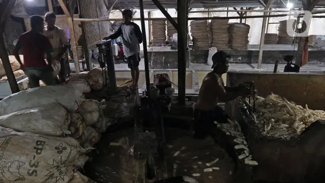 FOTO: Industri Pembuatan Tepung Tapioka Terdampak Pandemi COVID-19