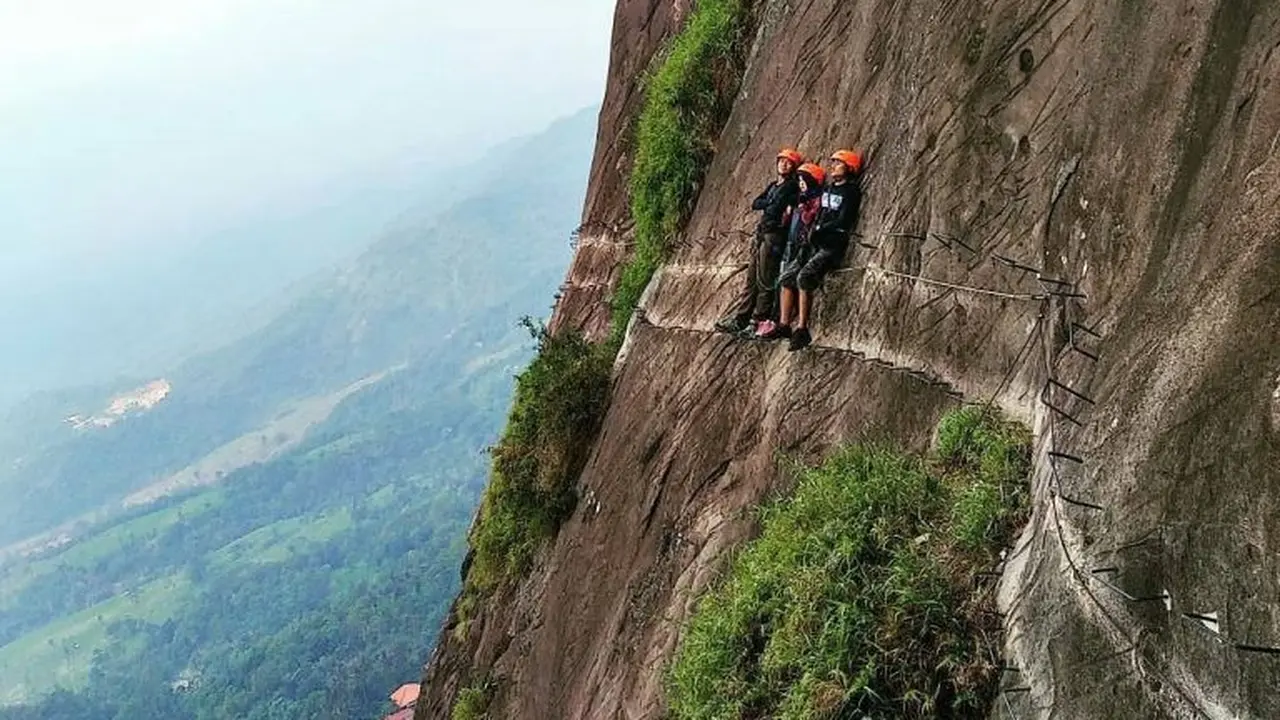 Badega Gunung Parang, Tempat Petualangan Tak Terlupakan