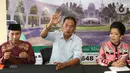 Direktur Komunikasi PT. Lippo Karawaci Danang Kemayan Jati (tengah) memberi keterangan pers perihal pemakaman Raudlatul Jannah Memorial Park di Jakarta, Selasa (3/12/2019). PT Lippo Karawaci Tbk memperkenalkan taman pemakaman untuk umat muslim di Karawang, seluas 50 ha. (Liputan6.com/Fery Pradolo)