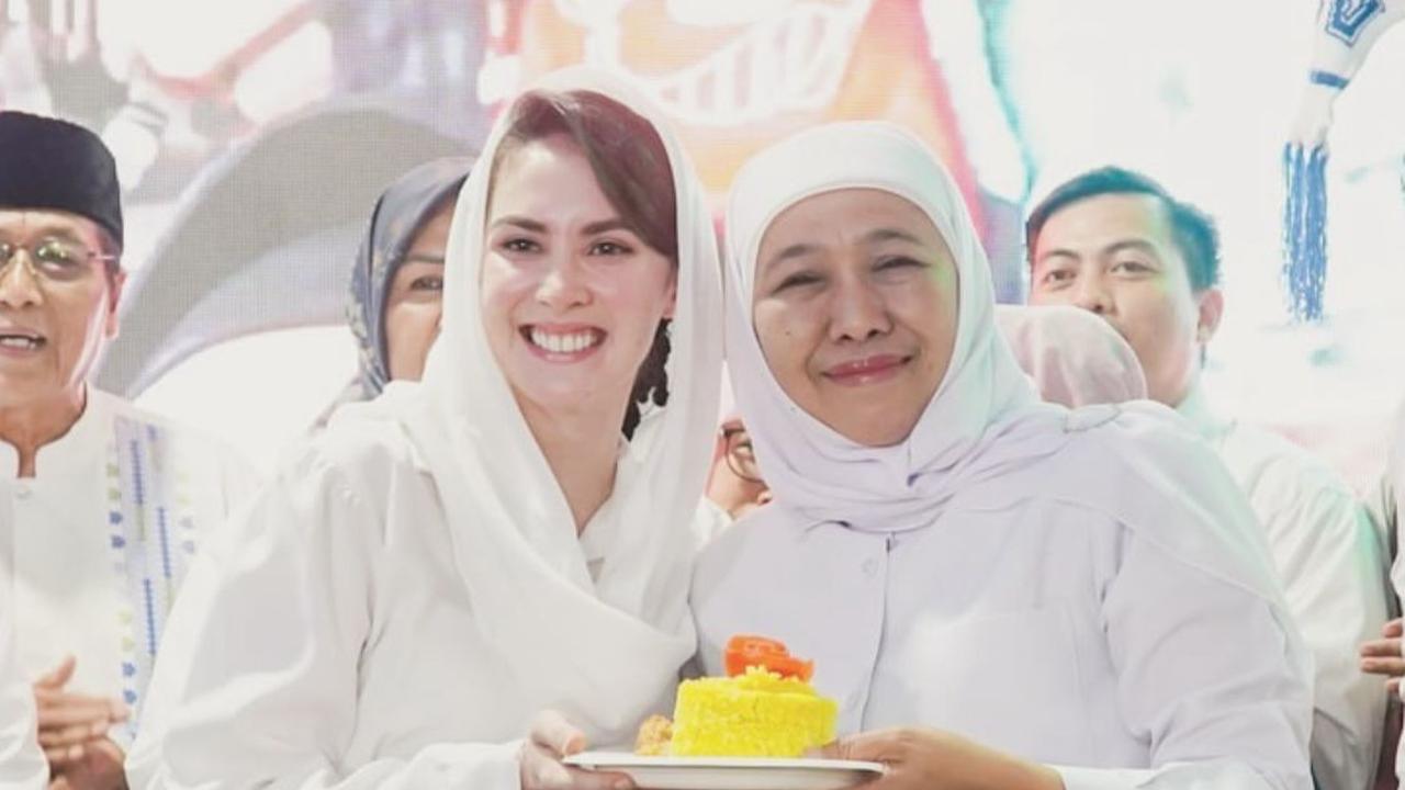 Arumi Bachsin Sebut Ini untuk Khofifah di Pilgub Jatim 2024, Netizen Ikut Berkomentar