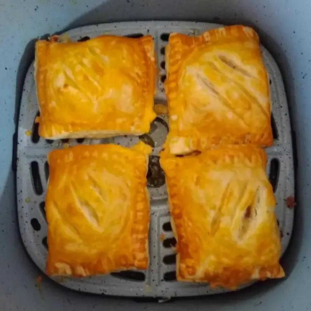 Resep Curry Puff yang Cocok Jadi Hampers Lebaran