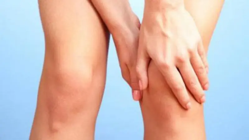 5 Cara Mudah Mengatasi Lutut dan Siku yang Hitam