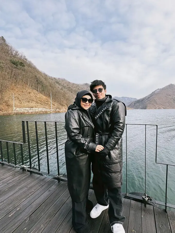 Potret Aurelie Hermansyah dan Atta Halilintar (Instagram/@attahalilintar)