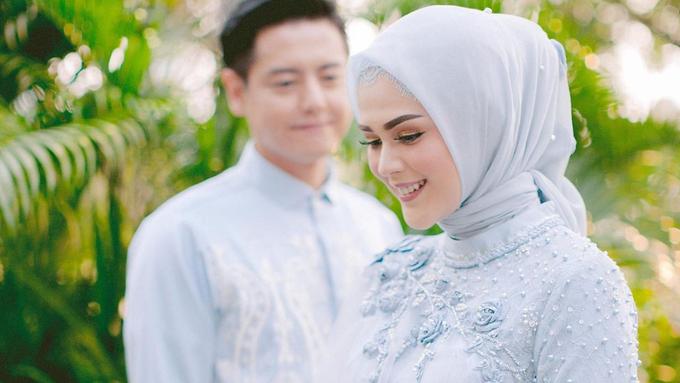 Hanya Lamaran Cut Meyriska Bantah Menikah Dengan Roger