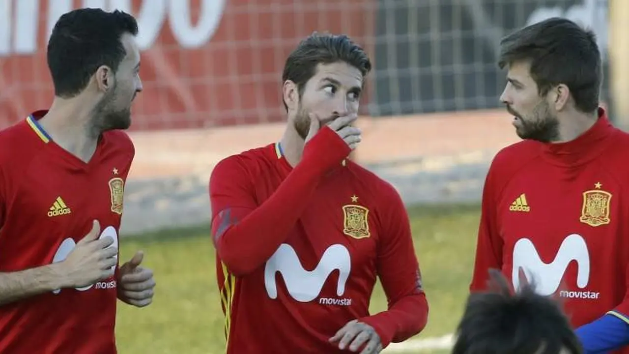 Sergio Busquets - Sergio Ramos - Gerard Pique
