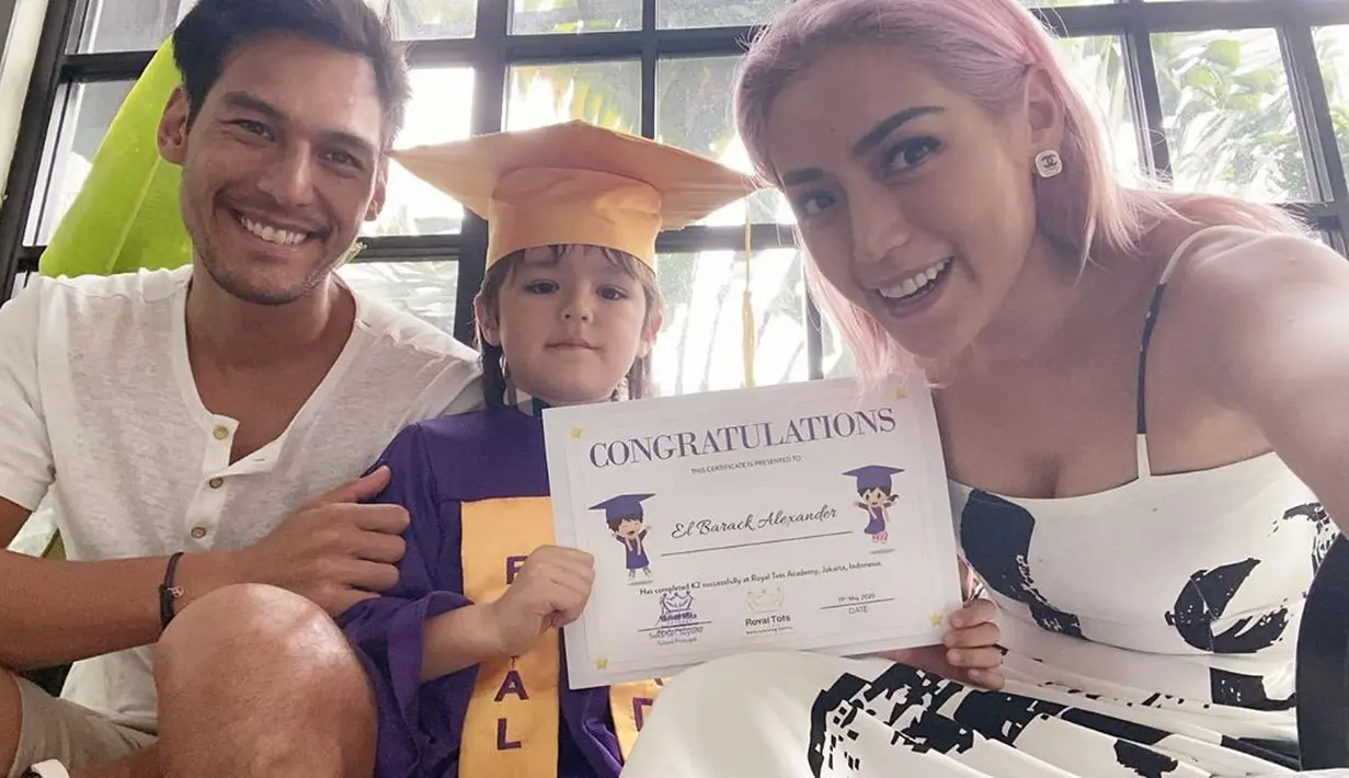 Jessica Iskandar (Instagram/inijedar)