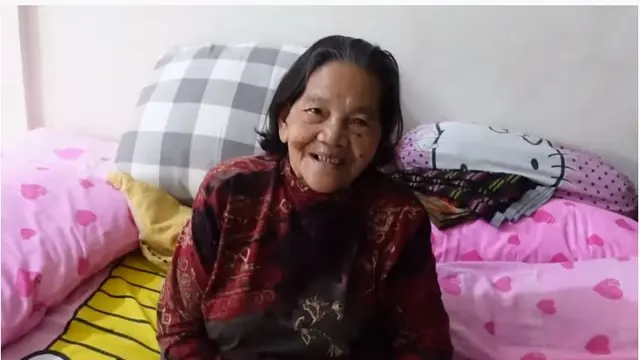Sederhana, Ini 7 Potret Rumah Orang Tua Indah Permatasari