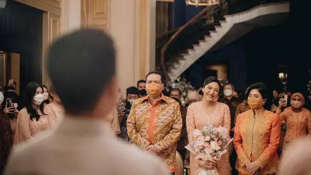Putri Tanjung