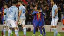 Para pemain Barcelon meayakan gol gol ke gawang Celta Vigo pada lanjutan La Liga Spanyol di Camp Nou, Barcelona, (4/3/2017).  Barcelona menang 5-0. (AP/Francisco Seco)