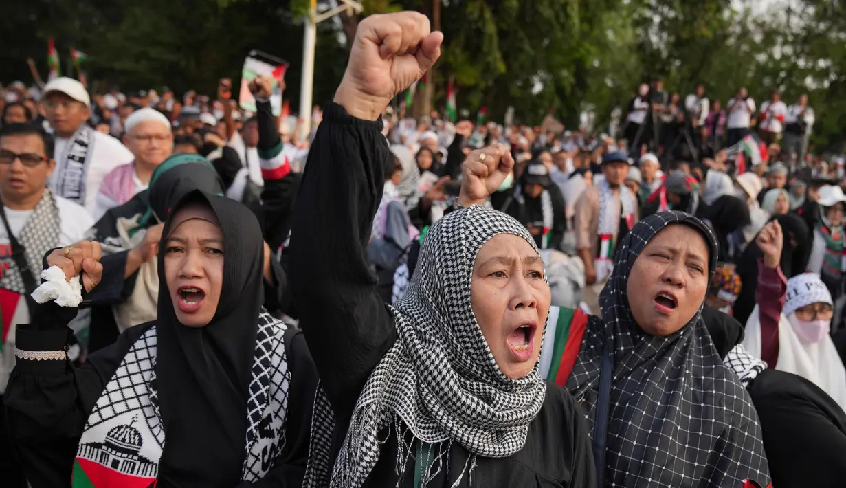 Hampir satu tahun agresi militer Israel di Palestina, hampir 42.000 warga Palestina tewas dan 96.910 lainnya terluka. (AP Photo/Dita Alangkara)