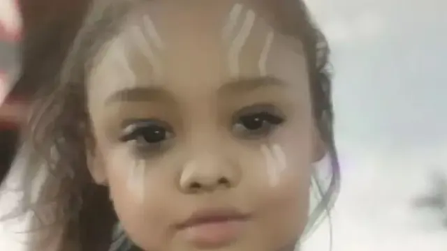 Avengers gunakan filter Snapchat (foto: Boredpanda)
