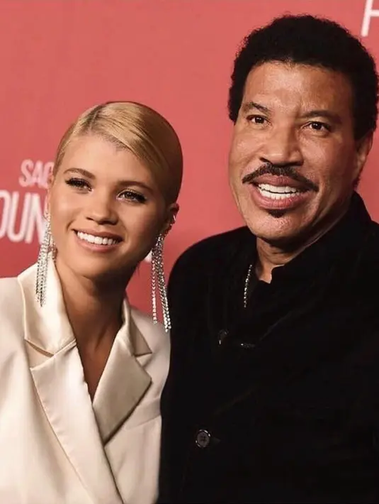 Saat Lionel meremehkan hubungan tersebut, Sofia mungkin merasakan sebaliknya. (instagram/sofiarichie)