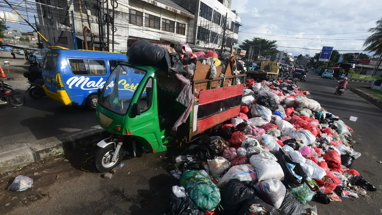 TPA Cipeucang Ditutup, Tangerang Selatan Darurat Sampah