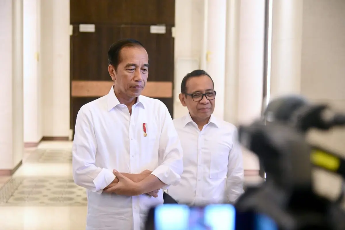 Presiden Jokowi dan Mensesneg Pratikno di Ibu Kota Nusantara (IKN), Kalimantan Timur, Senin (29/7/2024).