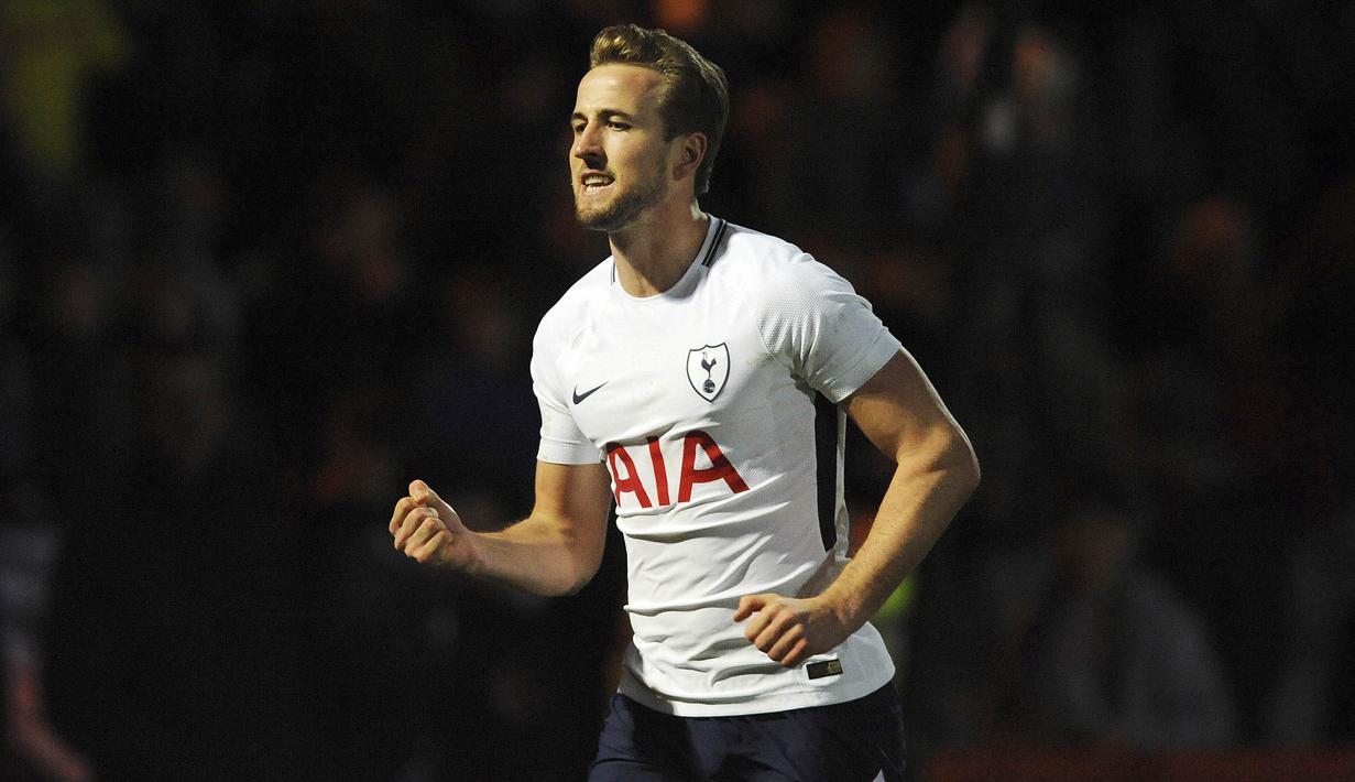 1. Harry Kane (Tottenham Hotspur) - 24 Gol (2 Penalti). (AP/Rui Vieira)