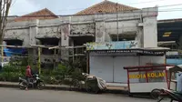 Pabrik cokelat Ceres di jalan Cimanuk, Garut, Jawa Barat, nampak kumuh dibiarkan tanpa perawatan sejak lama (Liputan6.com/Jayadi Supriadin)