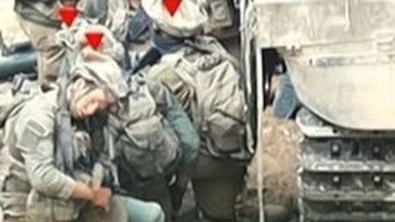 VIDEO Detik-Detik Roket Hamas Hantam Kumpulan Tentara Israel yang Berlindung di Balik Tank