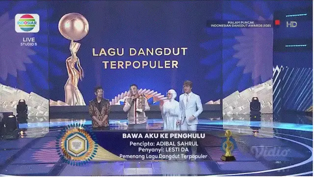 Bawa Aku ke Penghulu yang dinyanyikan Lesti Kejora jadi lagu  Terpopuler Indonesian Dangdut Awards 2021