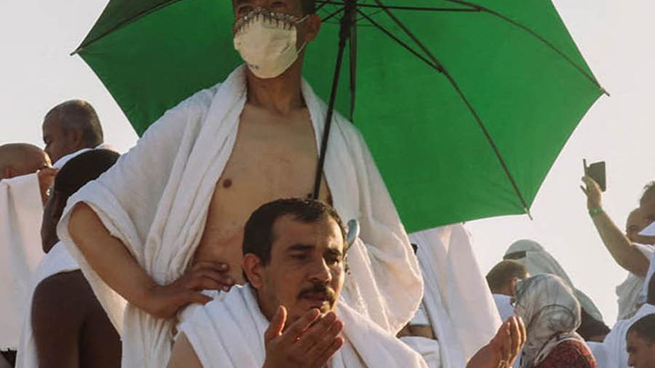 Selanjutnya, jemaah haji bisa memperbanyak istighfar, zikir, dan doa sesuai sunnah Rasulullah Saw.