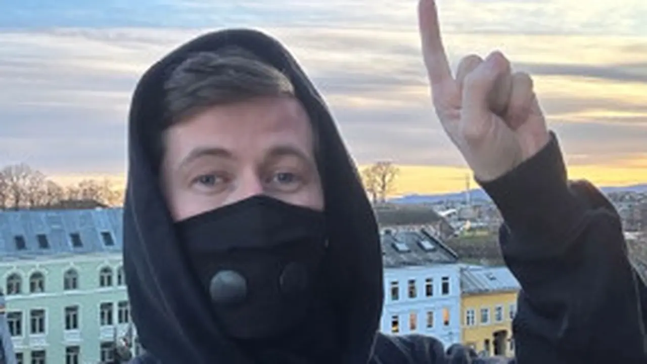 Alan Walker Bagikan Nomor WhatsApp Lokal. (foto: ist)