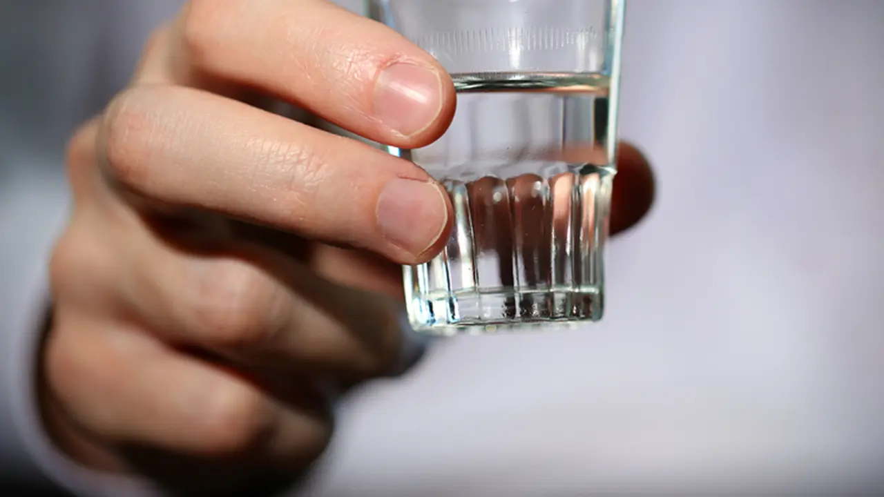 Bayi Ini Masuk RS Gara-gara Ibunya Campur Sufor dengan Vodka