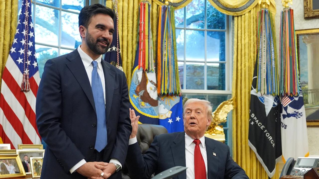 VIDEO: Momen Kikuk Walkot New York Mamdani sampai Ditepuk Trump, Reaksi Soal Presiden Fasis