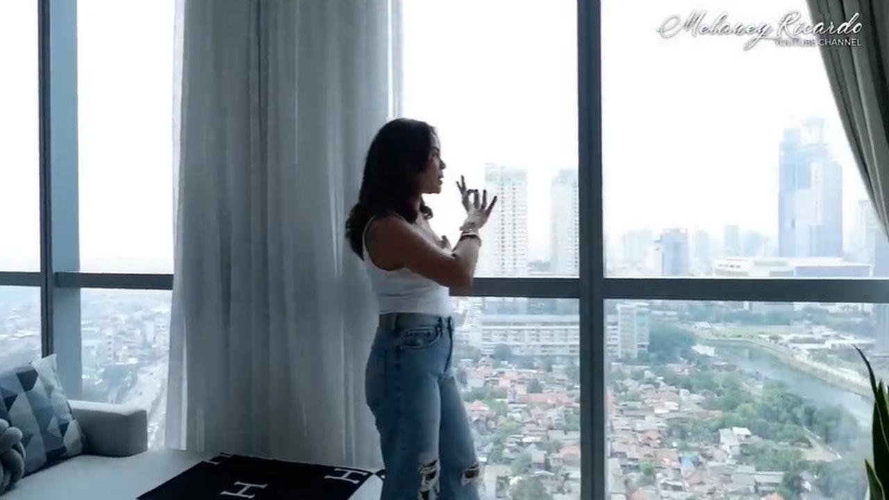 9 Potret Apartemen Melaney Ricardo Bergaya Minimalis dan Homey, Sering Jadi Spot Bikin Konten