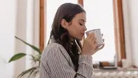 Air Panas Jadi Minuman Favorit Baru di TikTok, Sekadar Hidrasi atau Tren Kesehatan?